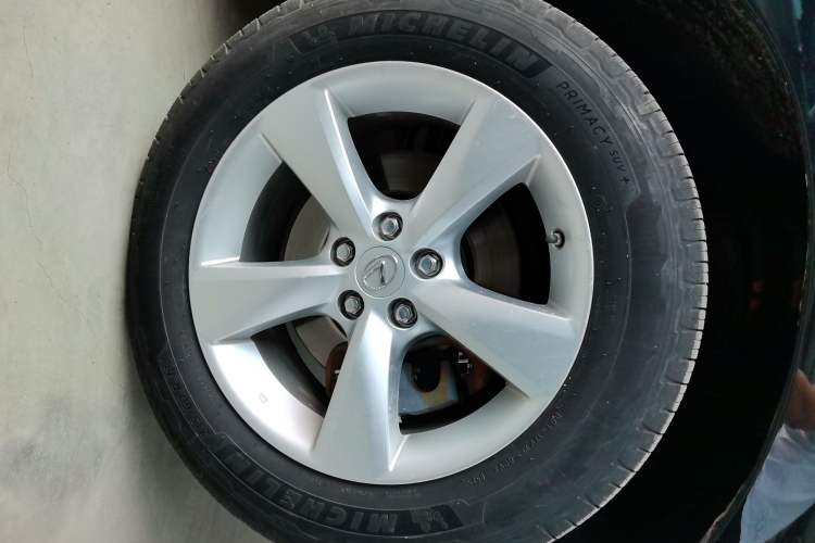 Used Lexus RX Classic 2013 270 Luxury Edition Right Front Wheel Hub