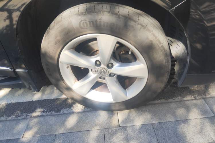Used Lexus RX Classic 2013 270 Elite Edition Right Front Wheel Hub