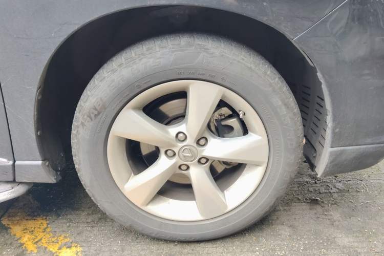 Used Lexus RX Classic 2013 270 Elegant Edition Right Front Wheel Hub