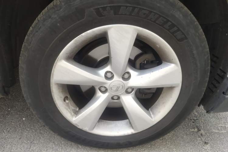 Used Lexus RX Classic 2013 270 Elite Edition Right Front Wheel Hub