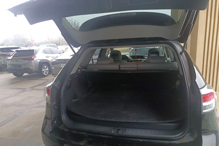Used Lexus RX Classic 2013 270 Elite Edition Trunk