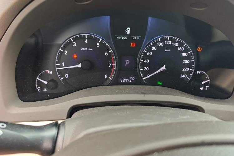 Used Lexus RX Classic 2013 270 Elite Edition Odometer Close Up