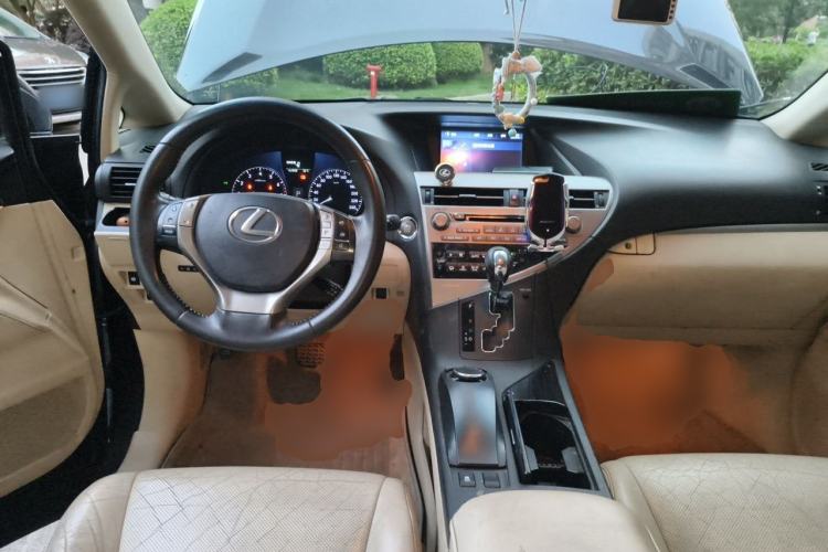 Used Lexus RX Classic 2013 270 Elite Edition Center Console