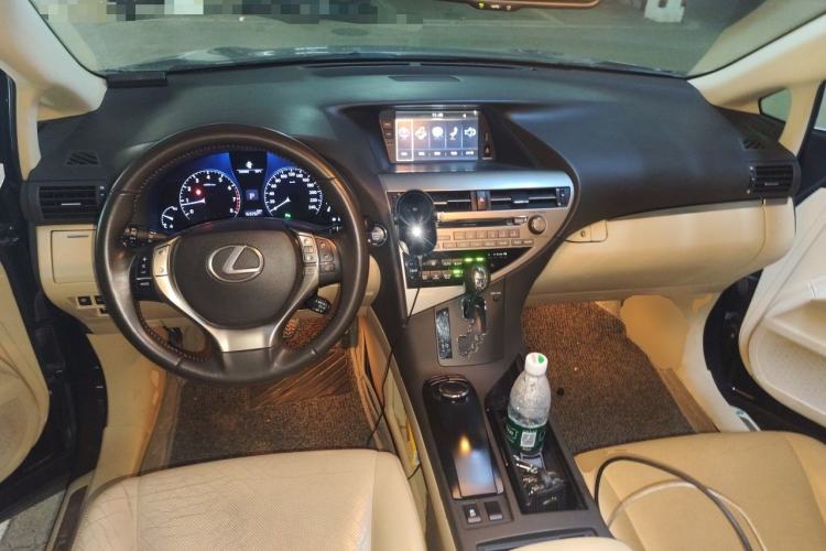 Used Lexus RX Classic 2013 270 Elegant Edition Center Console