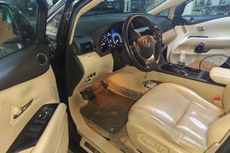 Used Lexus RX Classic 2013 270 Elegant Edition Driver Seat