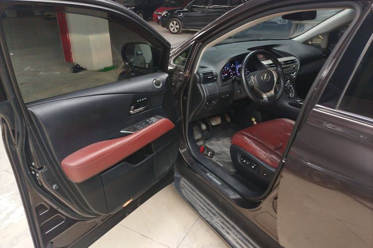 Used Lexus RX Classic 2013 270 Elite Edition Interior 3