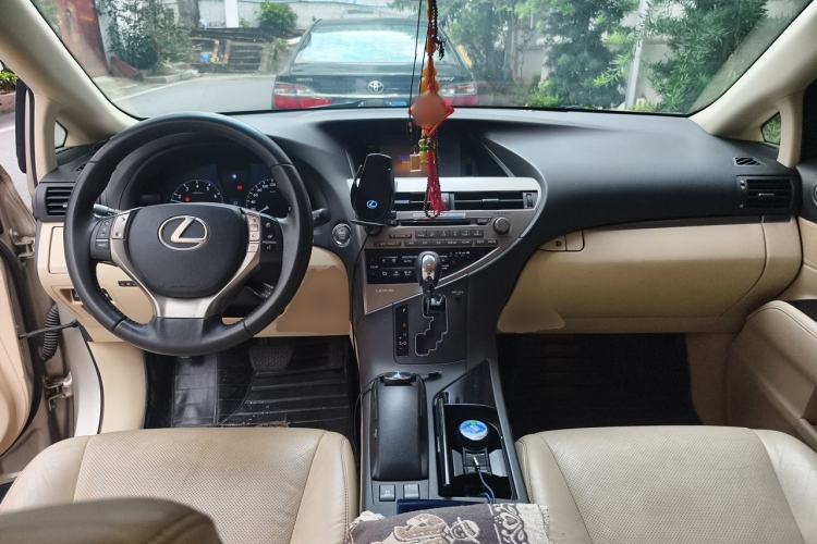 Used Lexus RX Classic 2013 270 Elite Edition Center Console