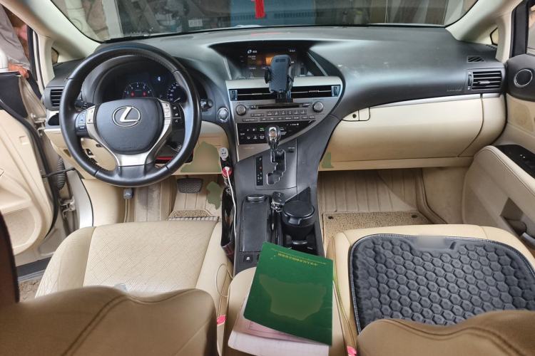Used Lexus RX Classic 2013 270 Elegant Edition Center Console