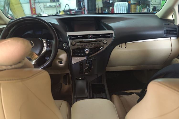 Used Lexus RX Classic 2013 270 Elite Edition Center Console