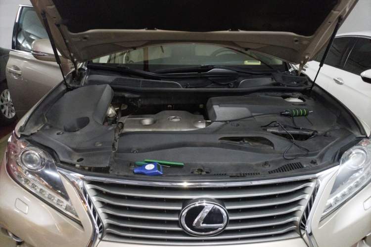 Used Lexus RX Classic 2013 270 Elegant Edition Engine Bay