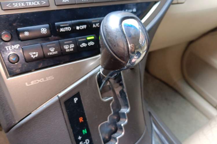 Used Lexus RX Classic 2013 270 Elite Edition Gear Lever