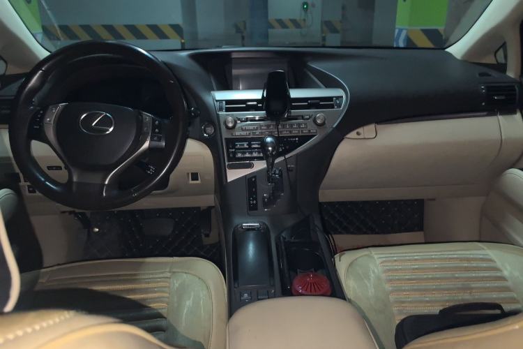 Used Lexus RX Classic 2013 270 Elite Edition Interior 2