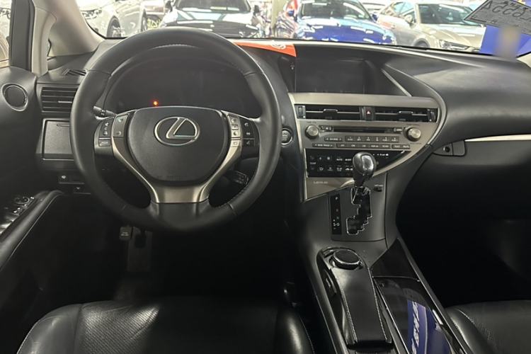 Used Lexus RX Classic 2013 270 Elite Edition Interior 3