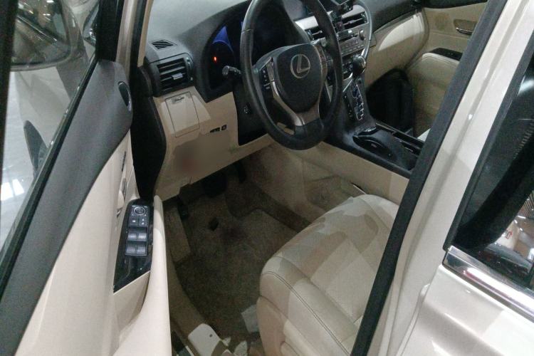 Used Lexus RX Classic 2013 270 Elite Edition Interior 3