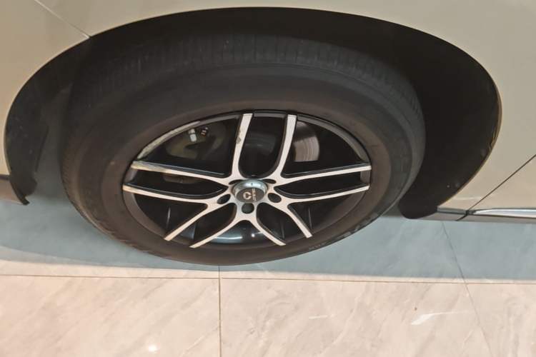 Used Lexus RX Classic 2013 270 Elite Edition Left Front Wheel Hub