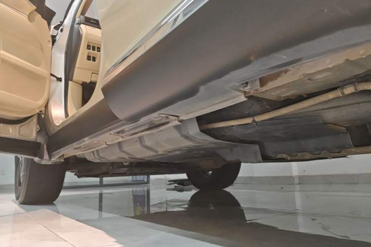 Used Lexus RX Classic 2013 270 Elite Edition Left Side Sill