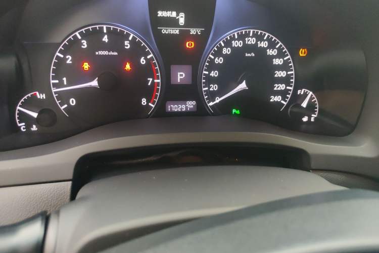 Used Lexus RX Classic 2013 270 Elite Edition Odometer Close Up