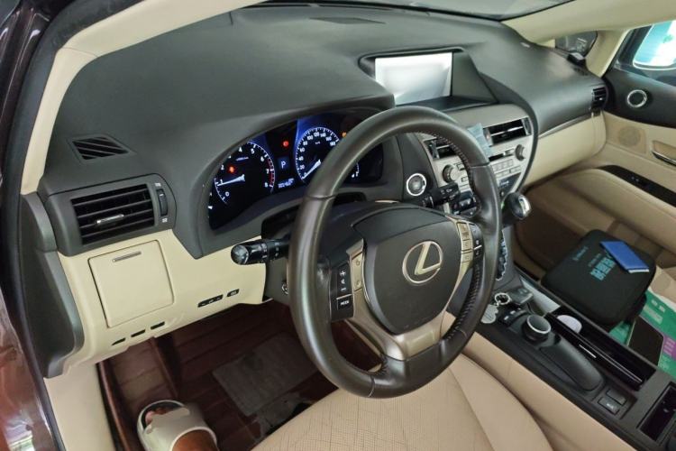 Used Lexus RX Classic 2013 270 Elite Edition Center Console