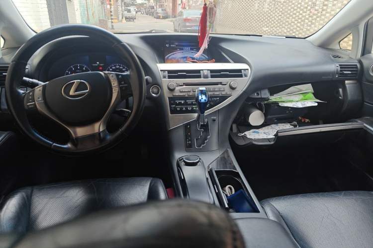 Used Lexus RX Classic 2013 270 Elegant Edition Center Console