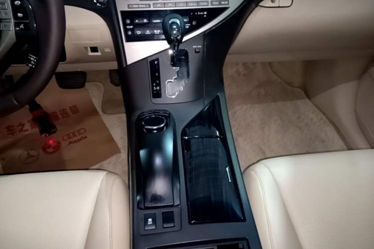 Used Lexus RX Classic 2013 270 Elite Edition Gear Lever