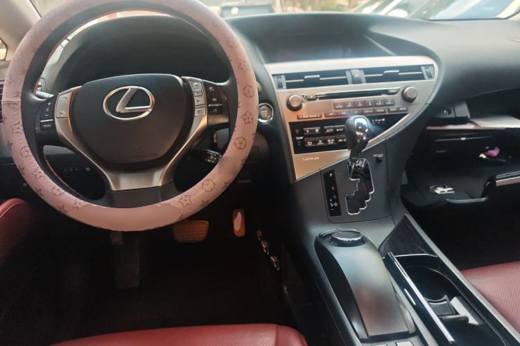 Used Lexus RX Classic 2013 270 Elegant Edition Center Console