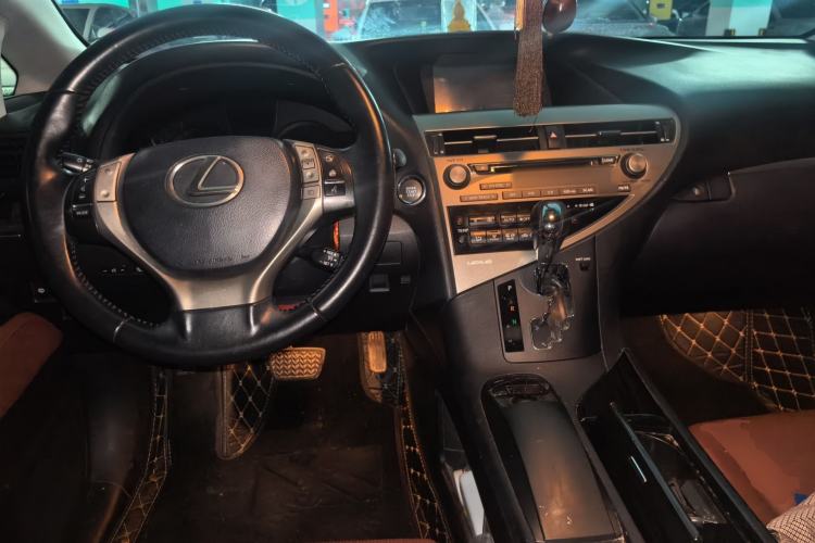 Used Lexus RX Classic 2013 270 Elite Edition Center Console
