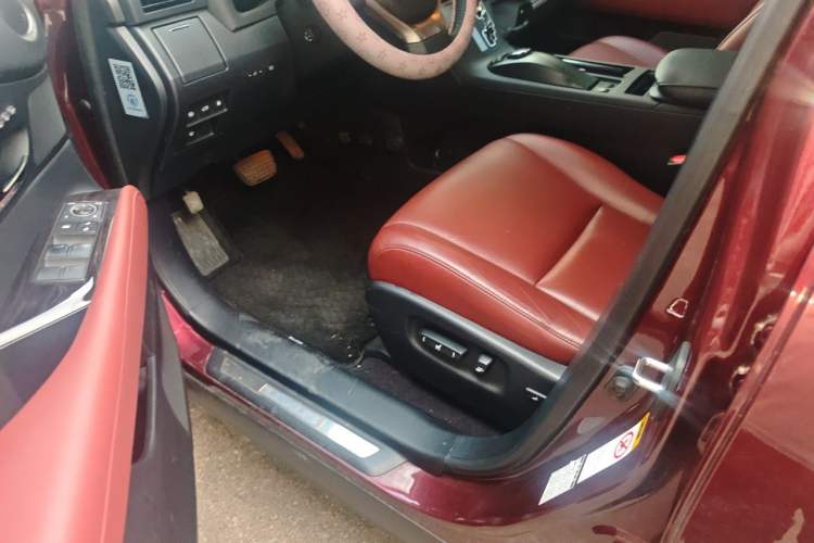 Used Lexus RX Classic 2013 270 Elegant Edition Driver Seat