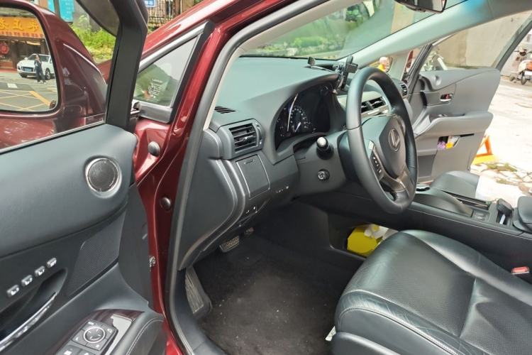 Used Lexus RX Classic 2013 270 Elegant Edition Driver Seat