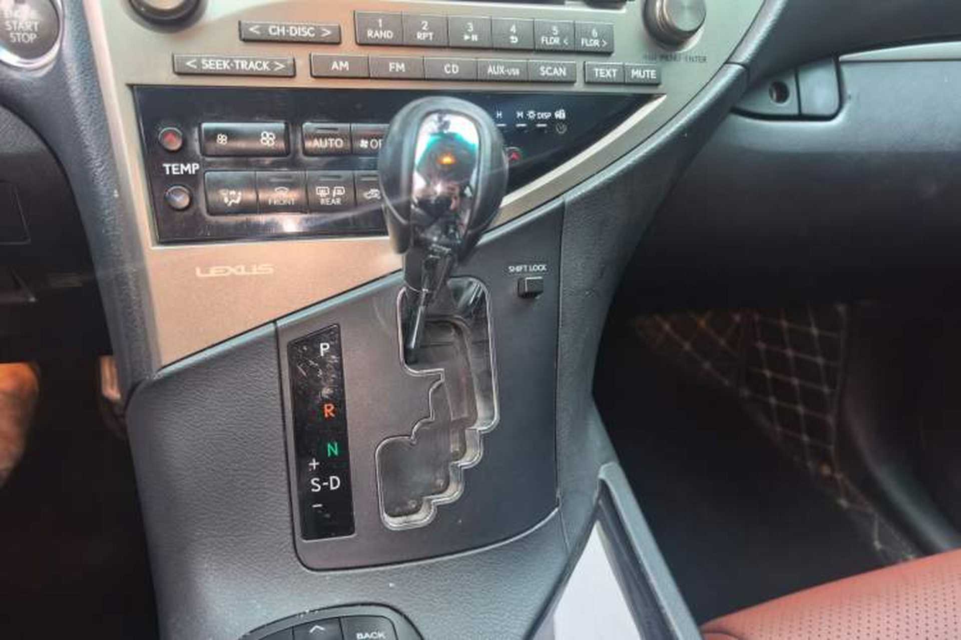 Used Lexus RX Classic 2013 270 Elite Edition Gear Lever
