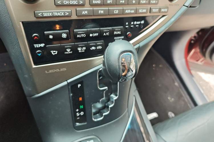 Used Lexus RX Classic 2013 270 Elegant Edition Gear Lever