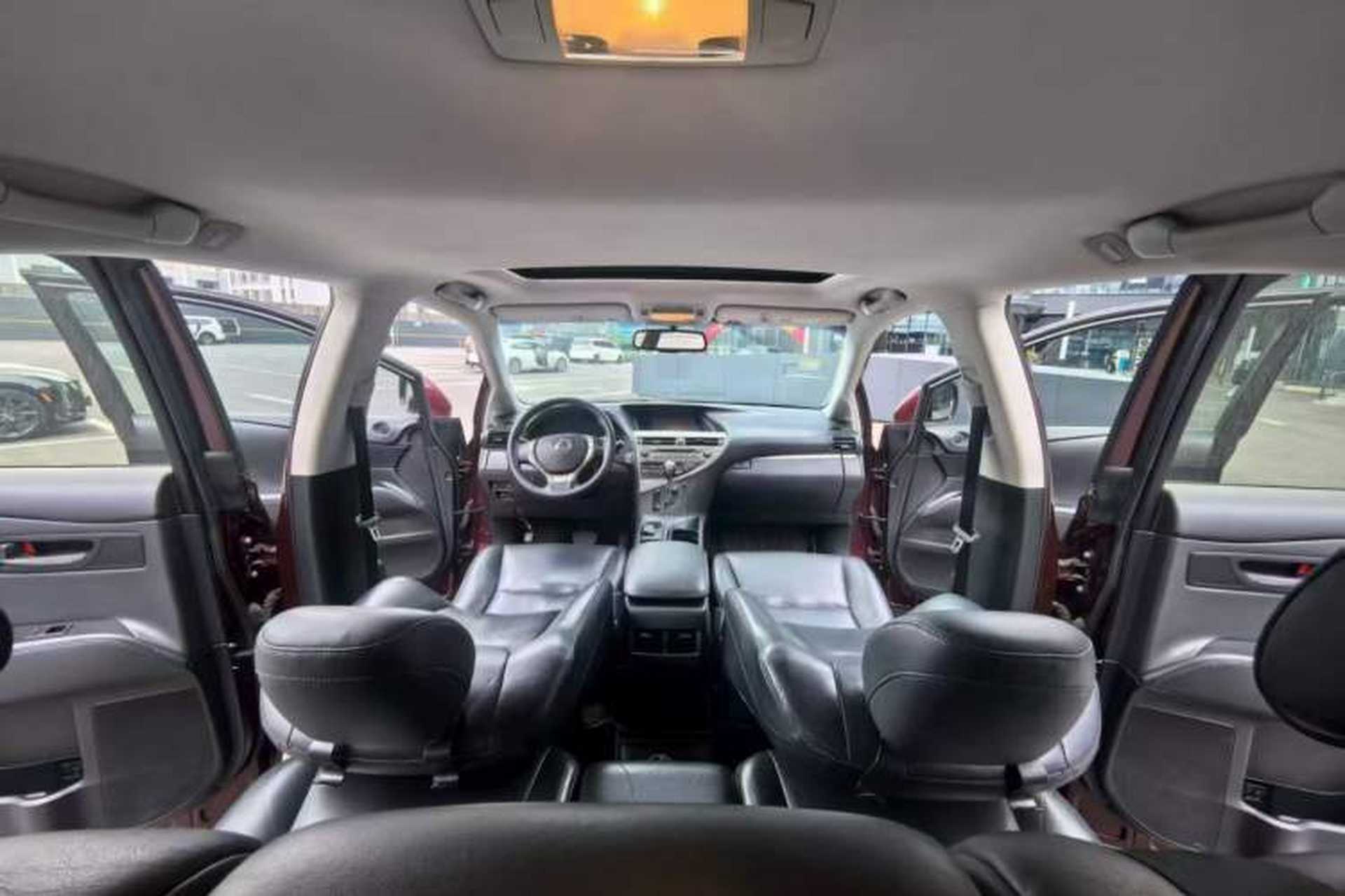 Used Lexus RX Classic 2013 270 Elite Edition Interior 10
