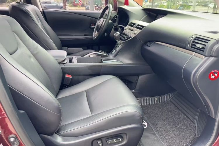 Used Lexus RX Classic 2013 270 Elite Edition Interior 4