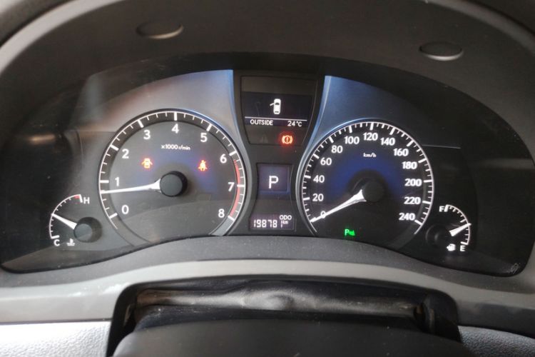 Used Lexus RX Classic 2013 270 Elite Edition Odometer Close Up