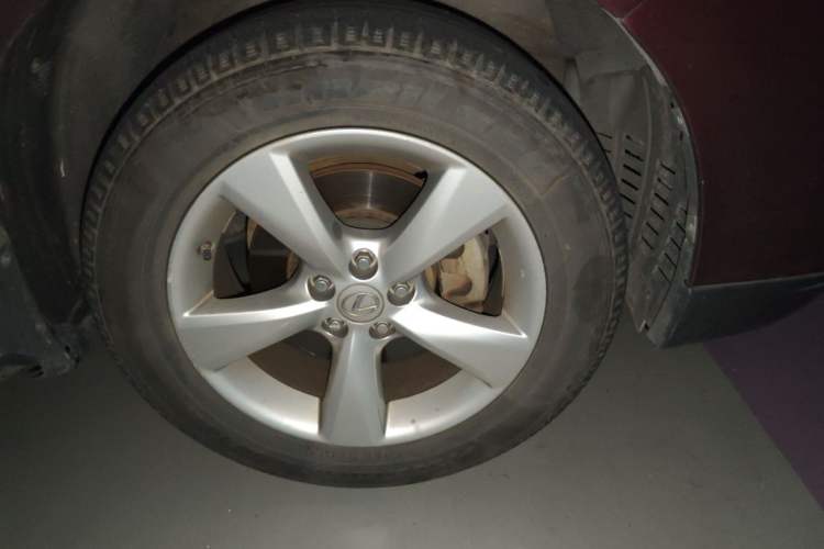 Used Lexus RX Classic 2013 270 Elegant Edition Right Front Wheel Hub