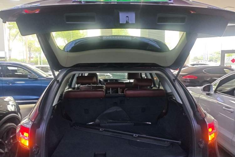 Used Lexus RX Classic 2013 270 Elite Edition Trunk
