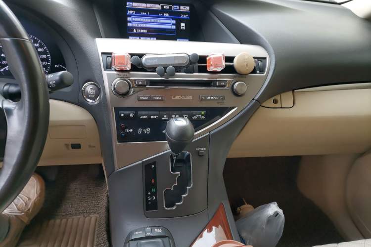 Used Lexus RX Classic 2013 270 Luxury Edition Audio And AC Panel