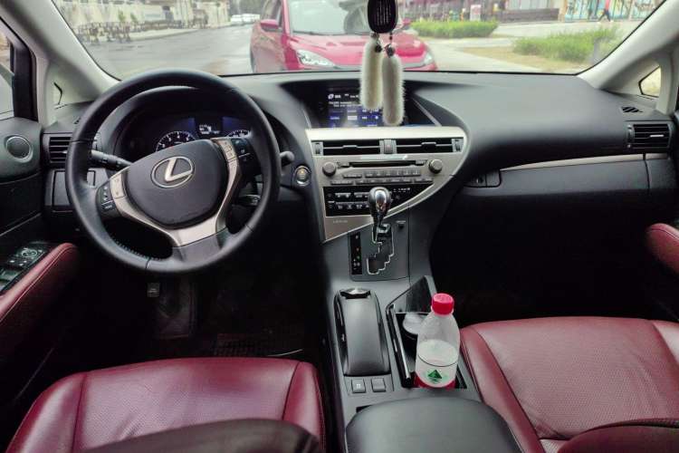 Used Lexus RX Classic 2013 270 Elegant Edition Center Console