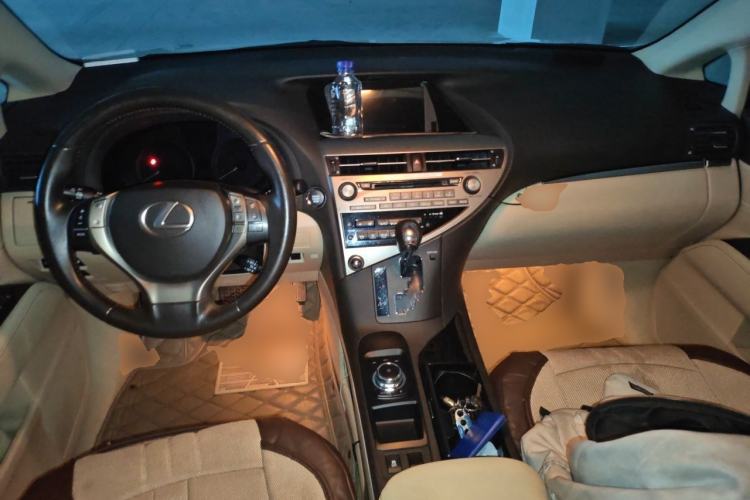 Used Lexus RX Classic 2013 270 Elite Edition Center Console