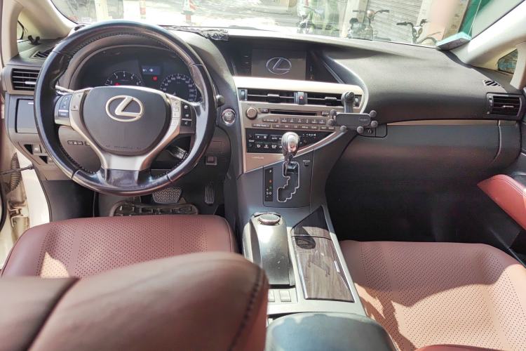 Used Lexus RX Classic 2013 270 Elite Edition Center Console