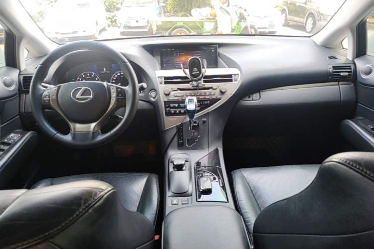 Used Lexus RX Classic 2013 270 Elite Edition Center Console