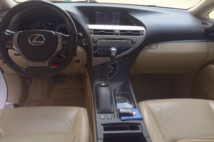 Used Lexus RX Classic 2013 270 Elite Edition Center Console