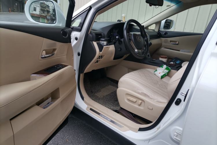 Used Lexus RX Classic 2013 270 Luxury Edition Driver Seat