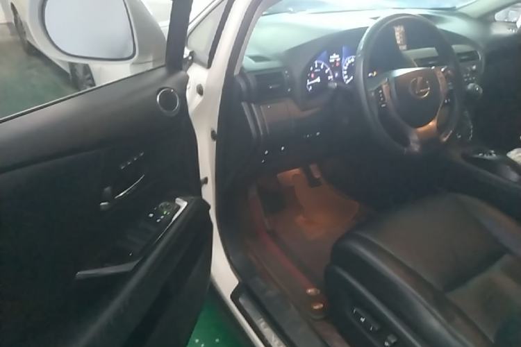 Used Lexus RX Classic 2013 270 Elite Edition Driver Seat
