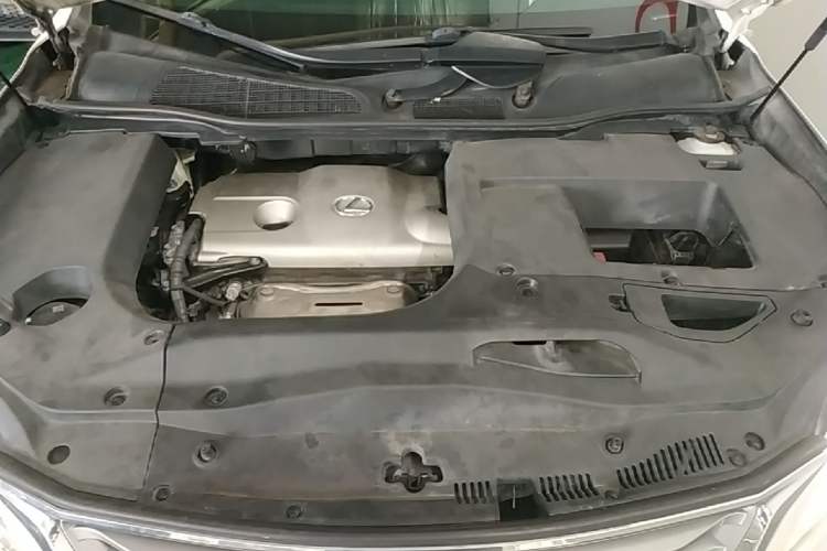 Used Lexus RX Classic 2013 270 Elite Edition Engine Bay