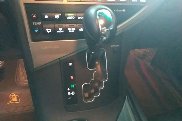 Used Lexus RX Classic 2013 270 Elite Edition Gear Lever