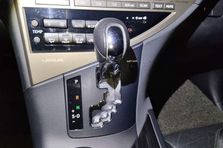 Used Lexus RX Classic 2013 270 Elite Edition Gear Lever