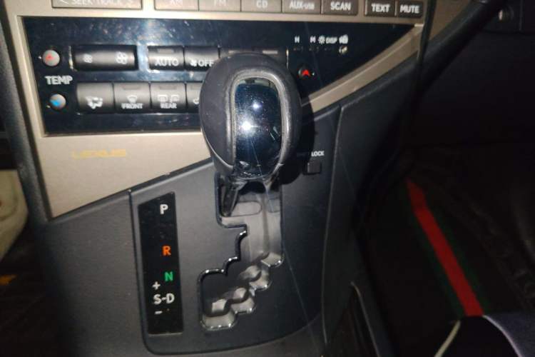 Used Lexus RX Classic 2013 270 Elite Edition Gear Lever