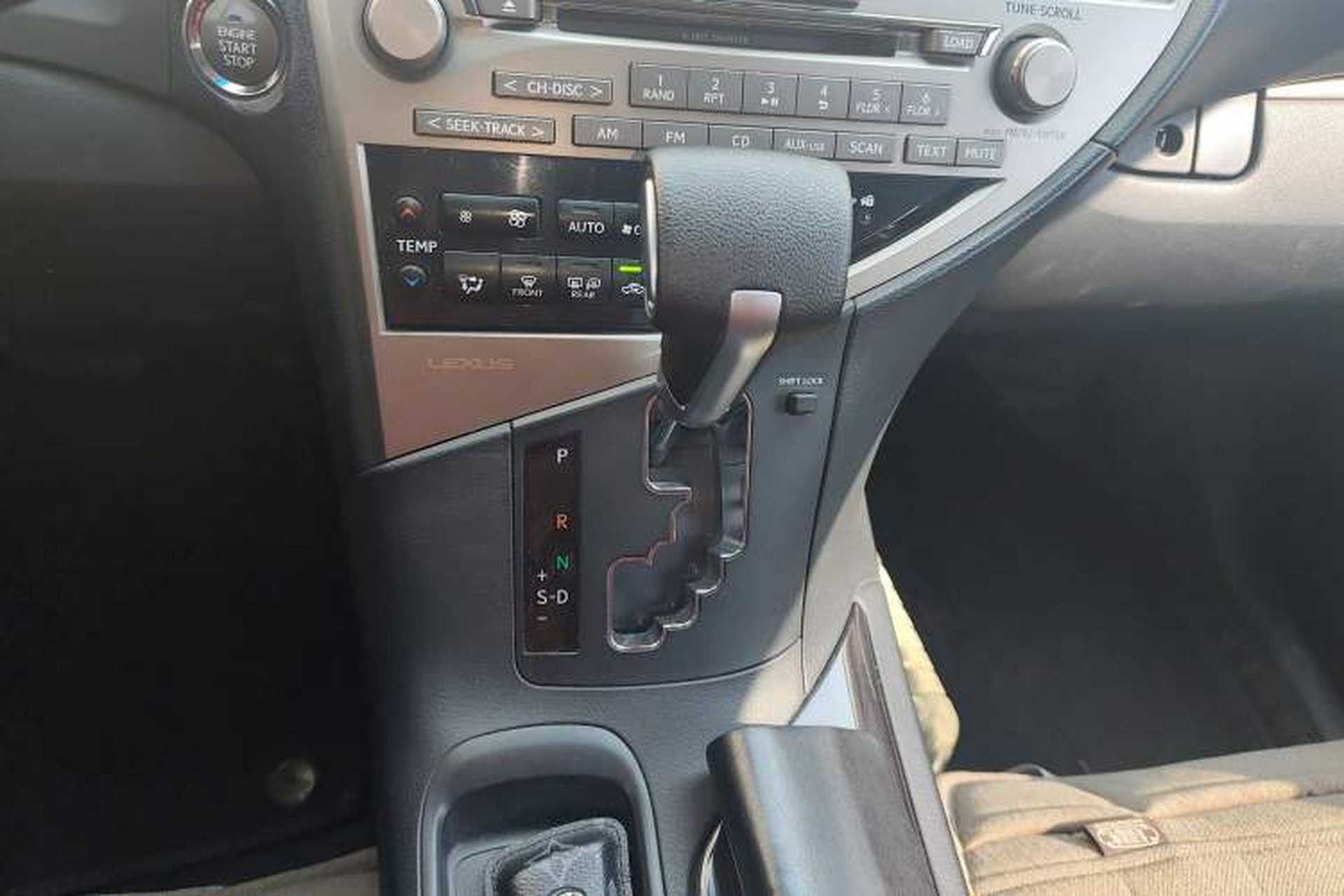 Used Lexus RX Classic 2013 270 Elite Edition Gear Lever