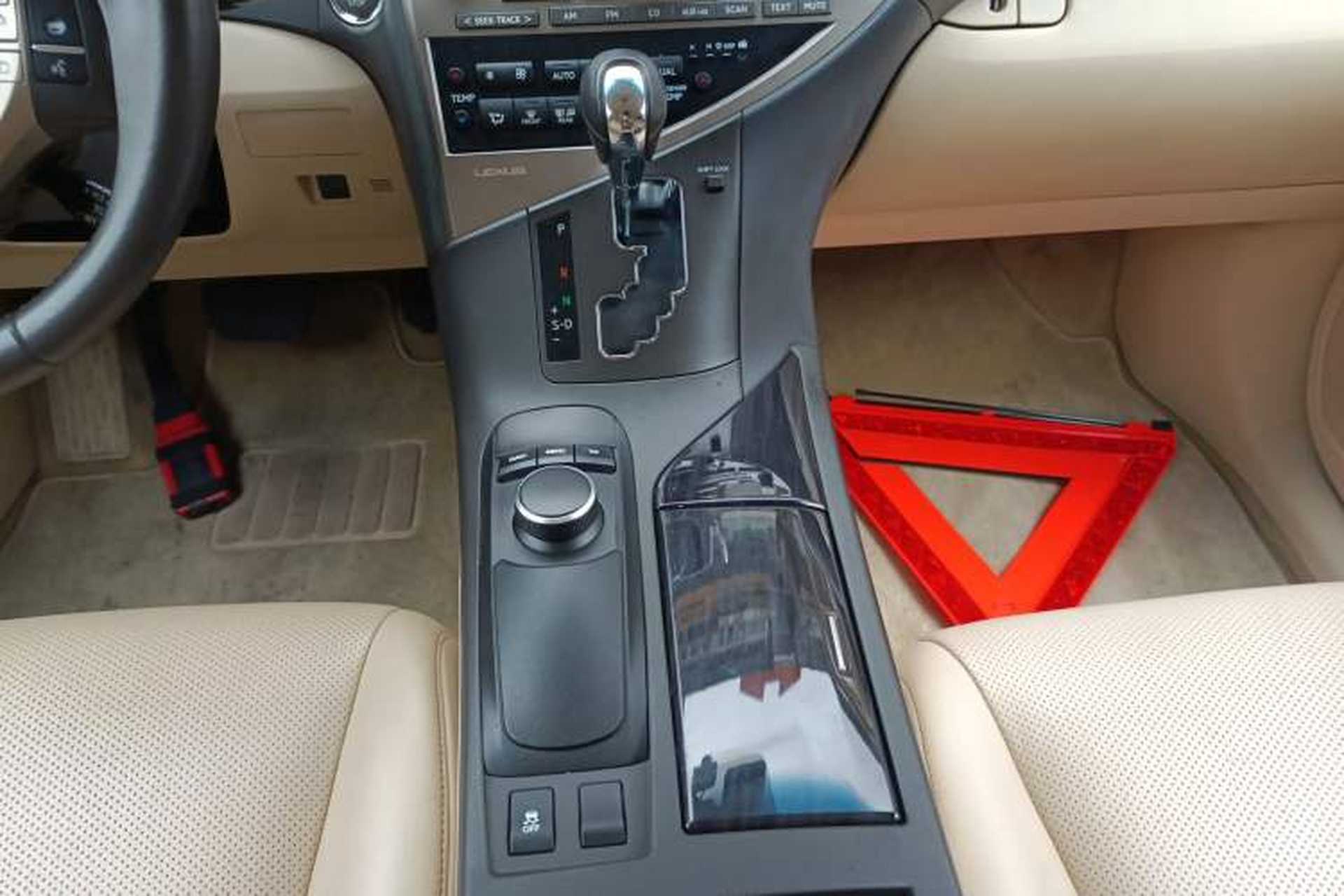 Used Lexus RX Classic 2013 270 Elegant Edition Gear Lever