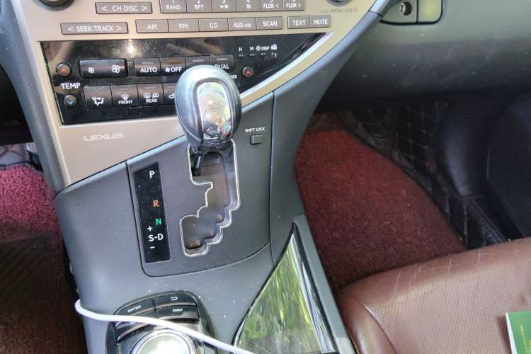 Used Lexus RX Classic 2013 270 Elite Edition Gear Lever